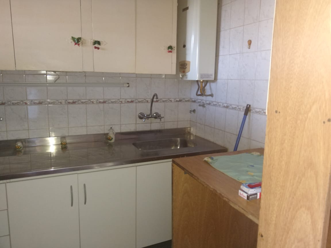 Departamento de 3 ambientes con cochera, al frente y muy luminoso — foto 4