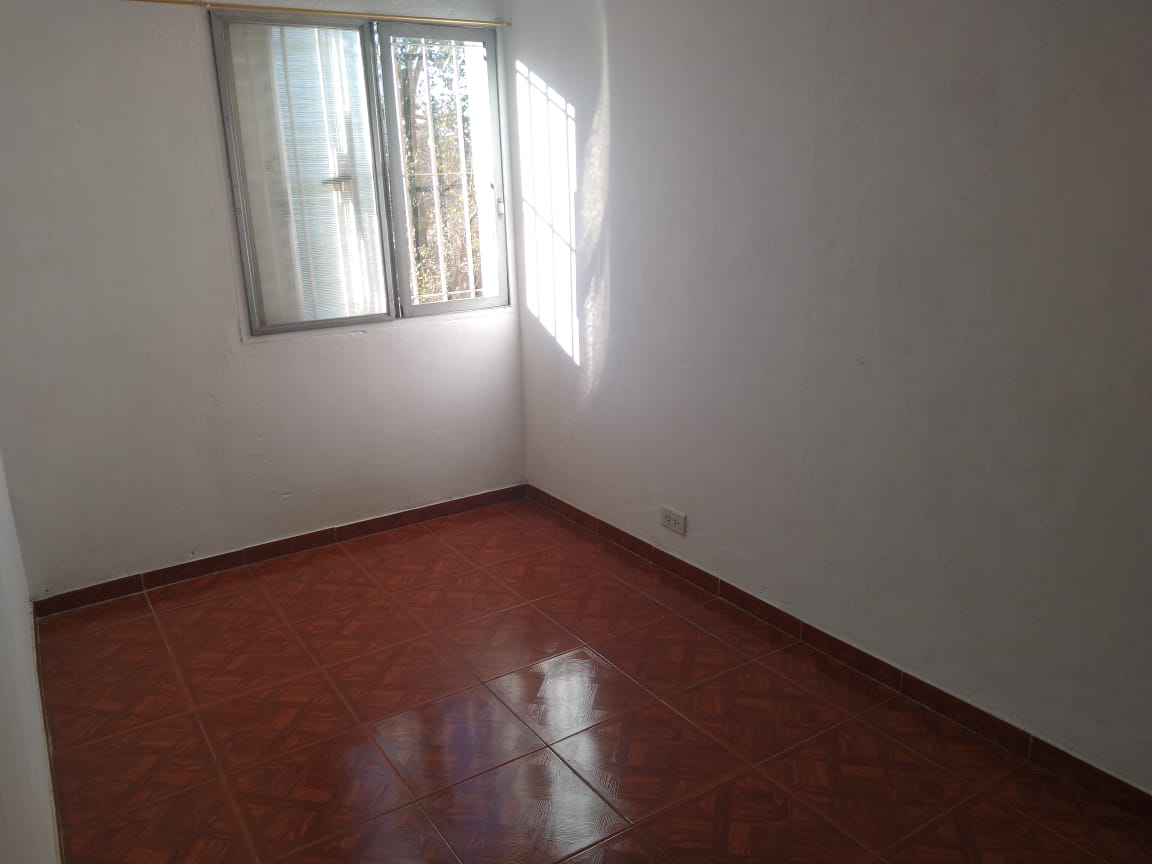 Departamento de 3 ambientes con cochera, al frente y muy luminoso — foto 7