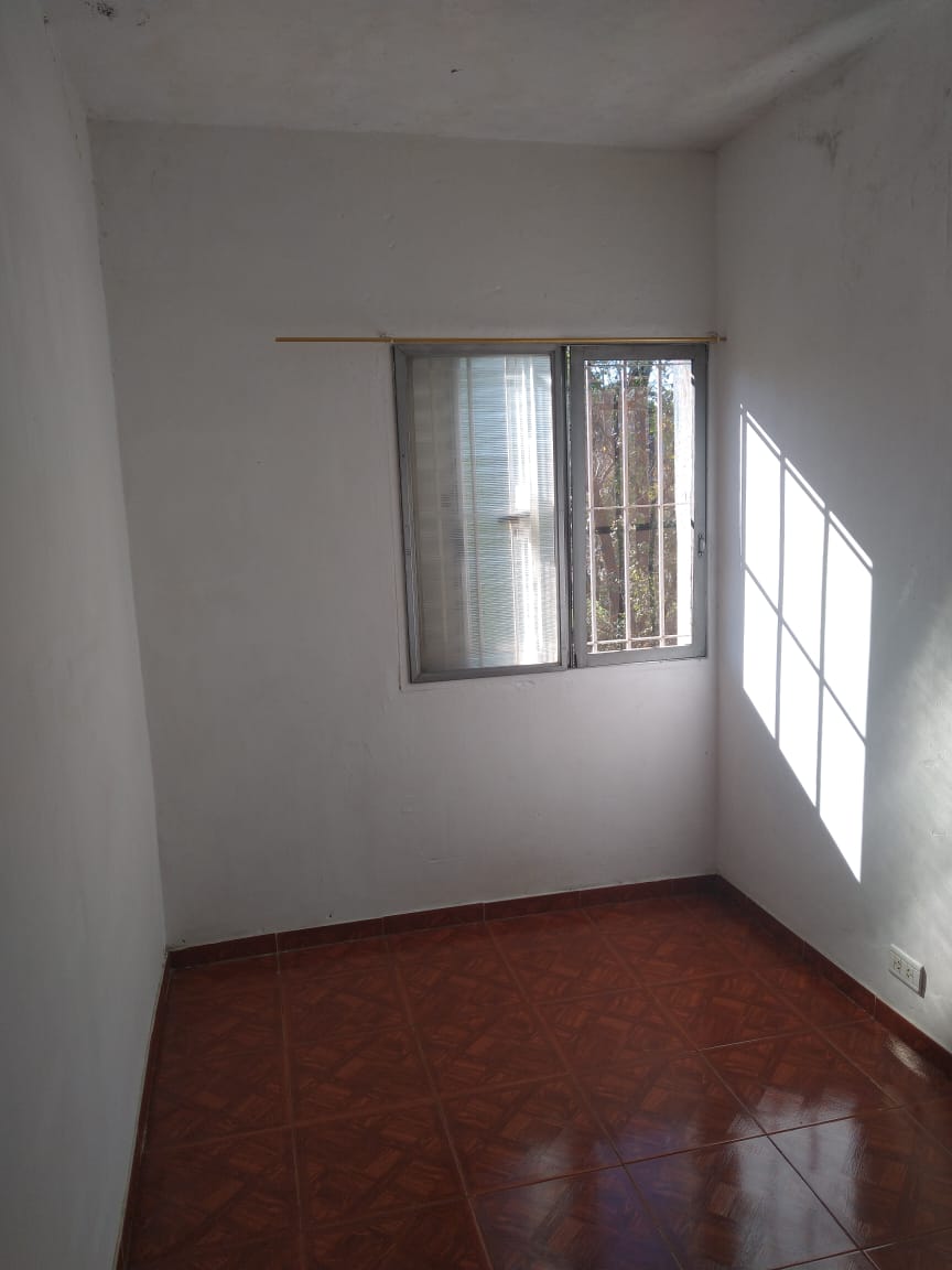 Departamento de 3 ambientes con cochera, al frente y muy luminoso — foto 8